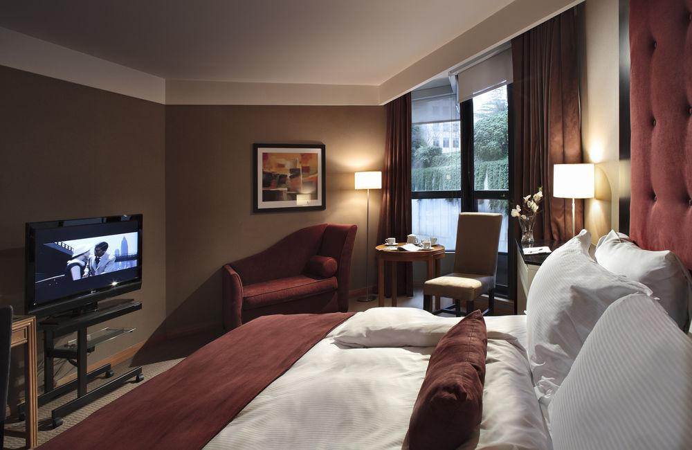 Metropolitan Hotel Ванкувер Экстерьер фото
