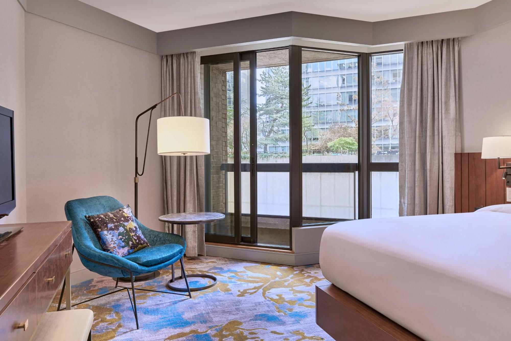 Metropolitan Hotel Ванкувер Экстерьер фото