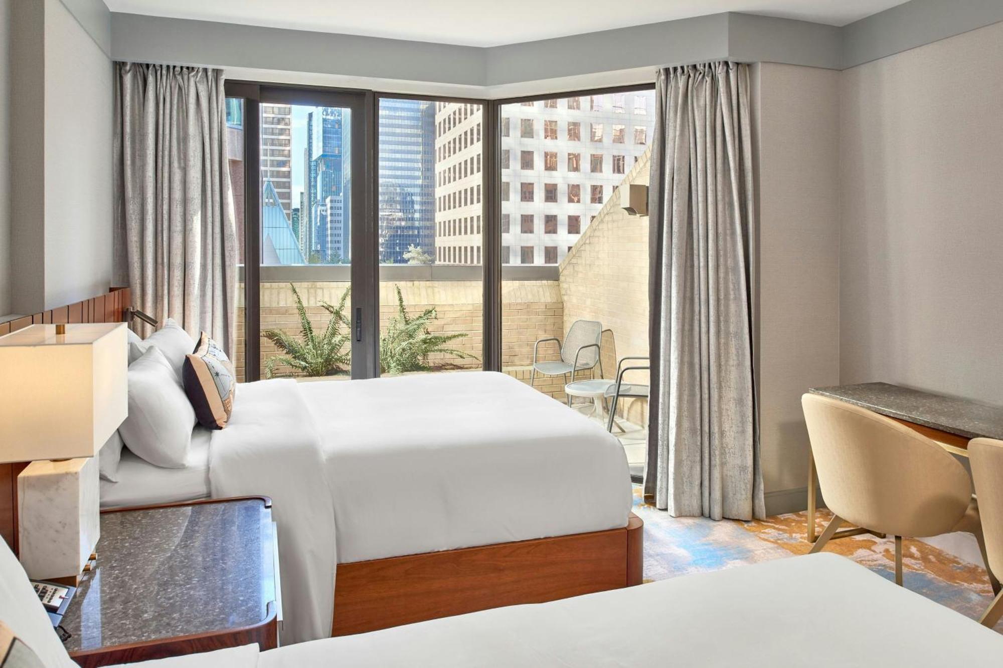 Metropolitan Hotel Ванкувер Экстерьер фото